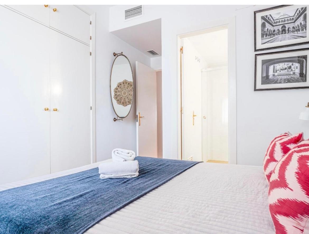 Exclusivo Duplex Con Terraza En Sevilla Esterno foto